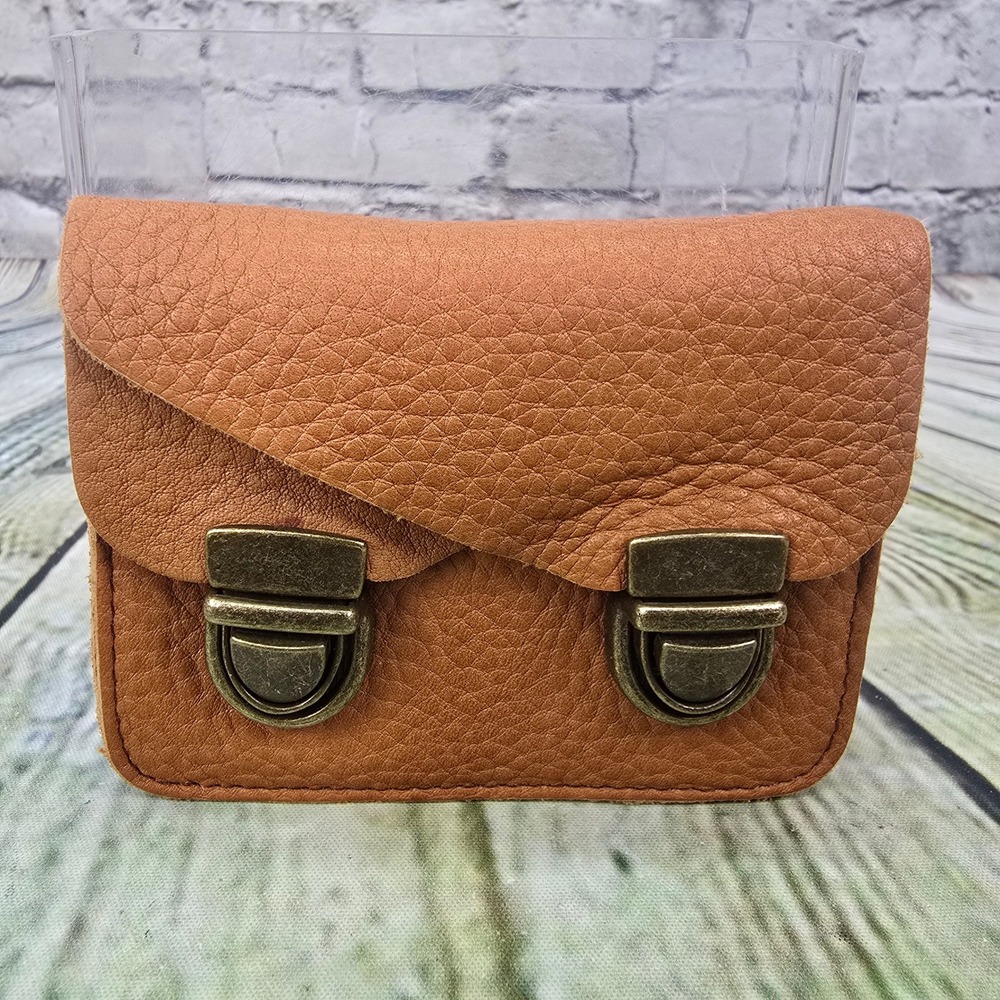 Duluth Trading Co Lifetime Leather Accordion Wallet Womens Cognac Brown 97503